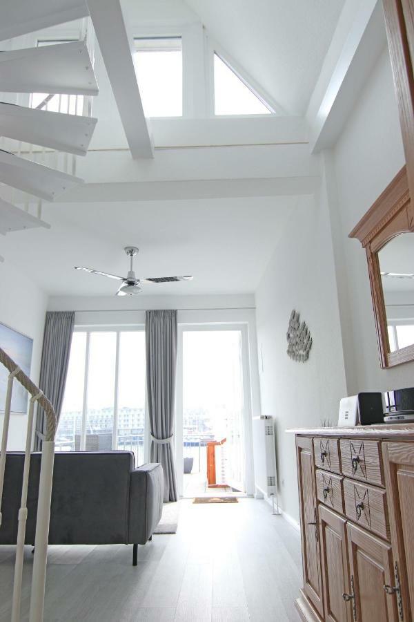 뤼베크 Wellenrausch Living "Sonnendeck" 아파트 외부 사진